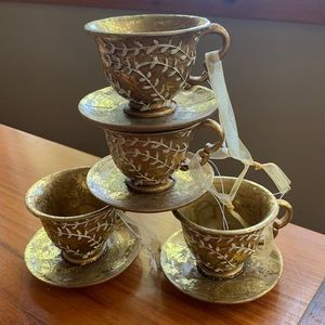 Holiday/Christmas ornaments set of four gold resin tea cups bnwt